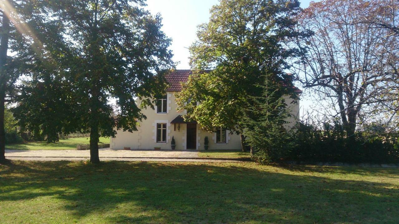 Le Pontet Acomodação com café da manhã Miramont-de-Guyenne Exterior foto